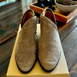 NWT-lucky brand booties